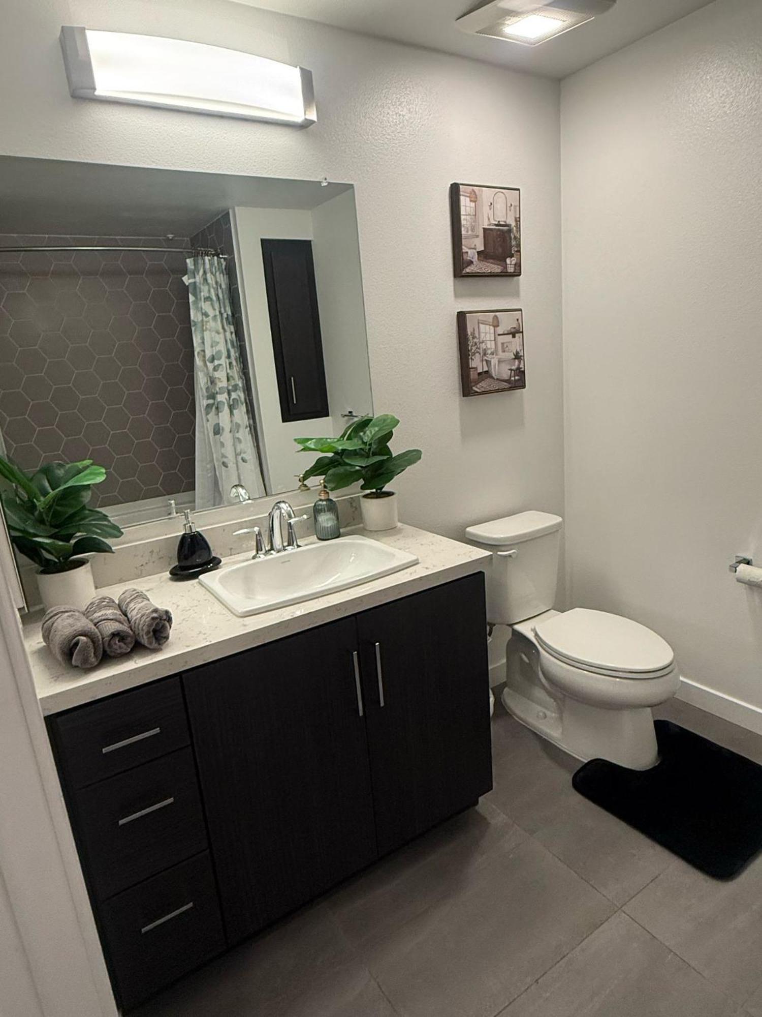 Vine Loft Free Wifi Close To Universal Apartment